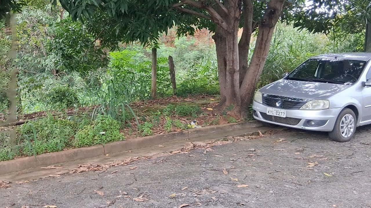 Foto 6 de 6: Terreno em leilão em Minaçu - GO, bairro Vila Residencial de Minaçu — Terreno Urbano 360m² | Vila Residencial de Minaçu - Minaçu/GO | Localização Nobre e Infraestrutura Completa: Ideal para Construção e Investimento!