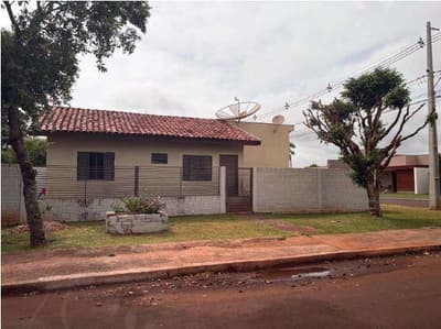 Foto 1 de 5: Casa em leilão em Laguna Carapã - MS, bairro Centro — CASA RESIDENCIAL | A.T. 220,00M² E A.C 121,09M² - CENTRO EM LAGUNA CARAPÃ/MS