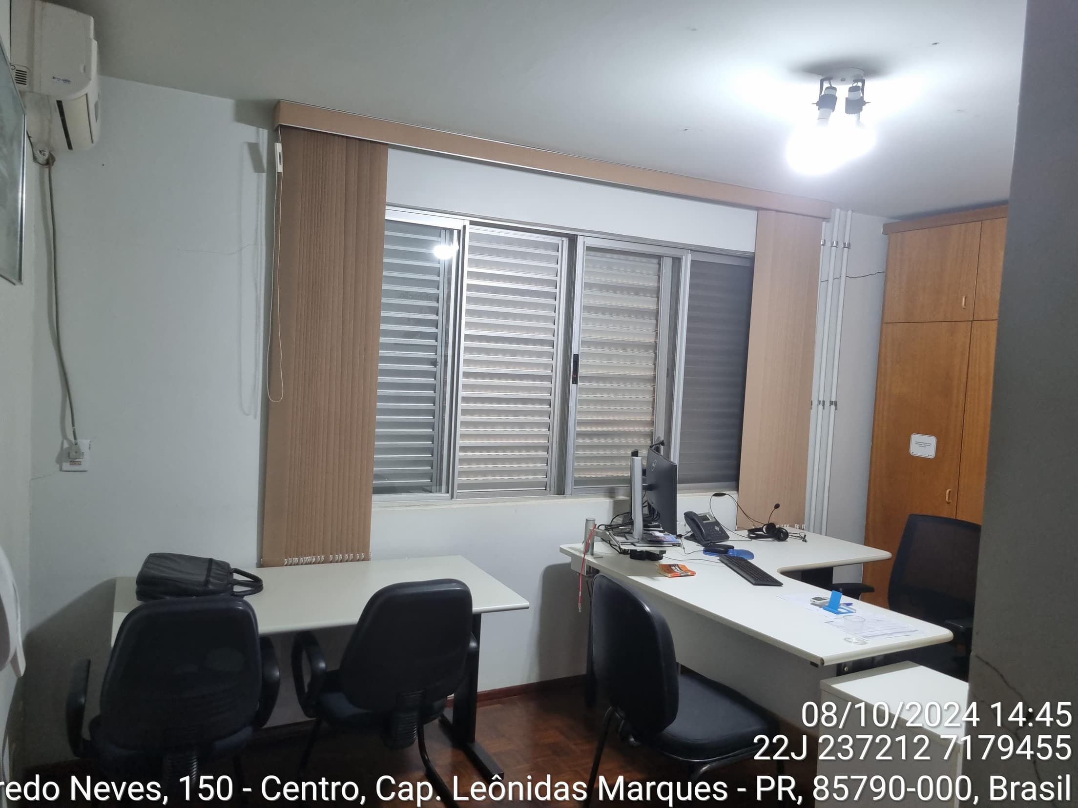 Foto 6 de 10: Casa em leilão em Capitão Leônidas Marques - PR — Casa 152m² Desocupada no Bairro Centro em Capitão Leonidas Marques/PR