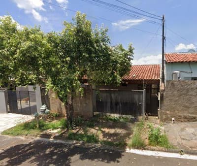 Foto 1 de 2: Casa em leilão em Votuporanga - SP — Casa 208m², Conjunto Habitacional João Albarello, Votuporanga/SP - Ocupada