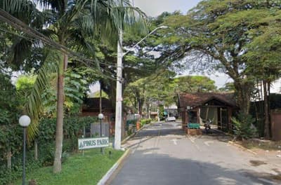 Foto 1 de 2: Casa em leilão em Cotia - SP — Casa 256m², Granja Vianna, em Cotia/SP - Ocupada