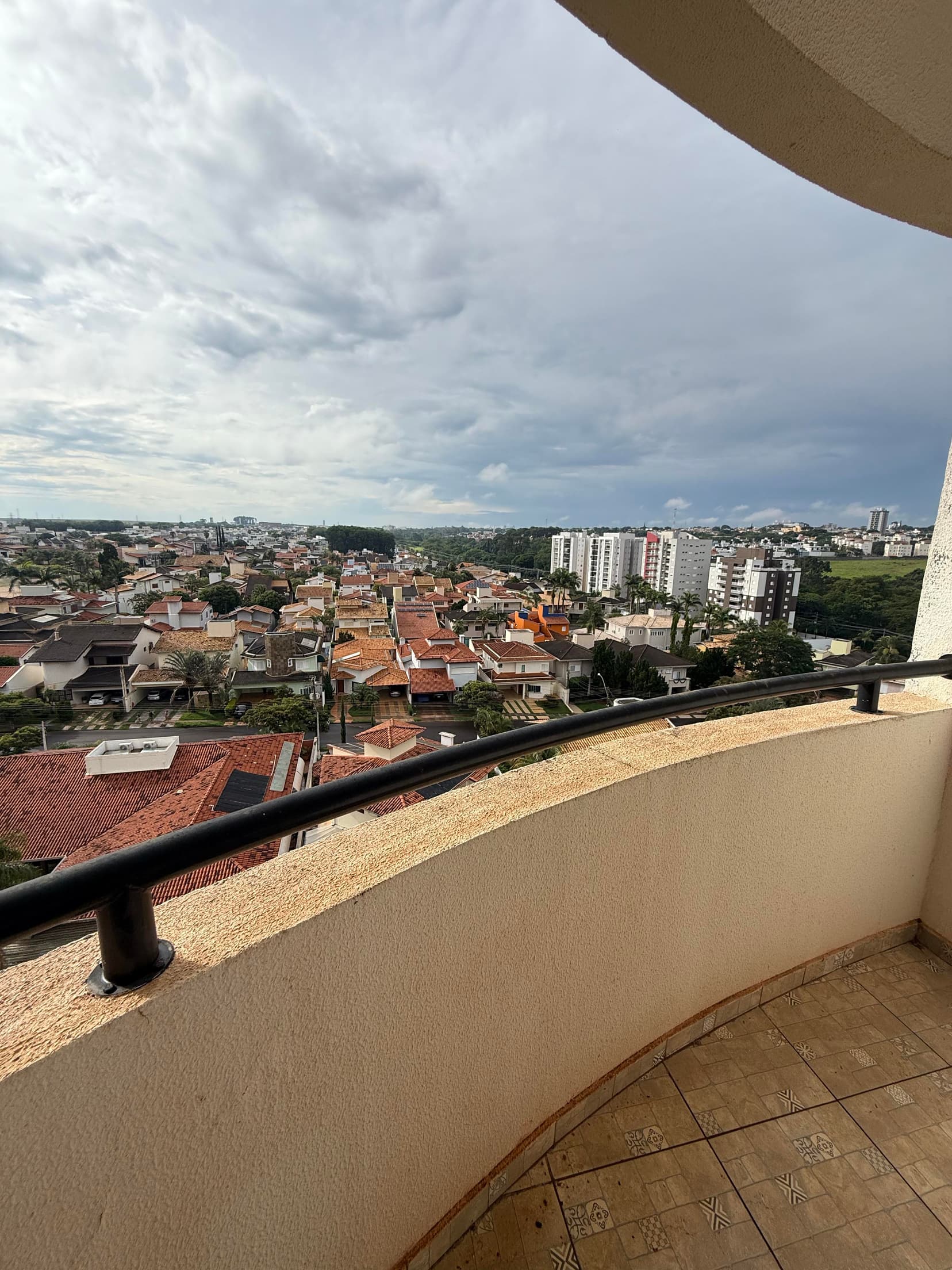Foto 3 de 30: Apartamento em leilão em São Carlos - SP — Apartamento Duplex, 3 vagas de garagens,