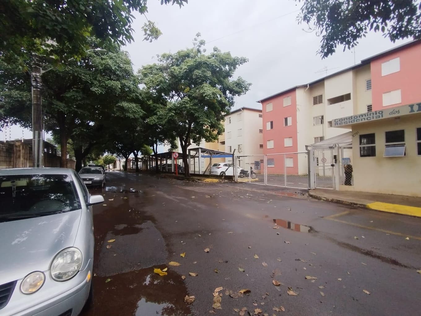 Foto 3 de 12: Apartamento em leilão em Araraquara - SP — Apartamento, Ocupado, Araraquara / SP (50% abaixo da avaliação)