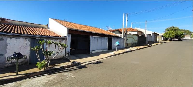 Foto 3 de 5: Casa em leilão em Pindorama - SP — (1/6) Casa, A.T. 401m², AC. 59m², Jd. Mariana