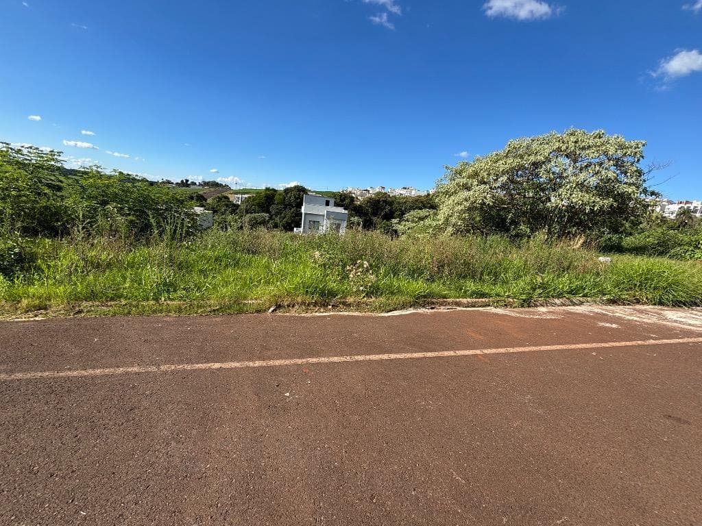 Terreno em leilão em Pato Branco - PR — TERRENO URBANO COM ÁREA TOTAL DE 296,40 M2 - PATO BRANCO/PR