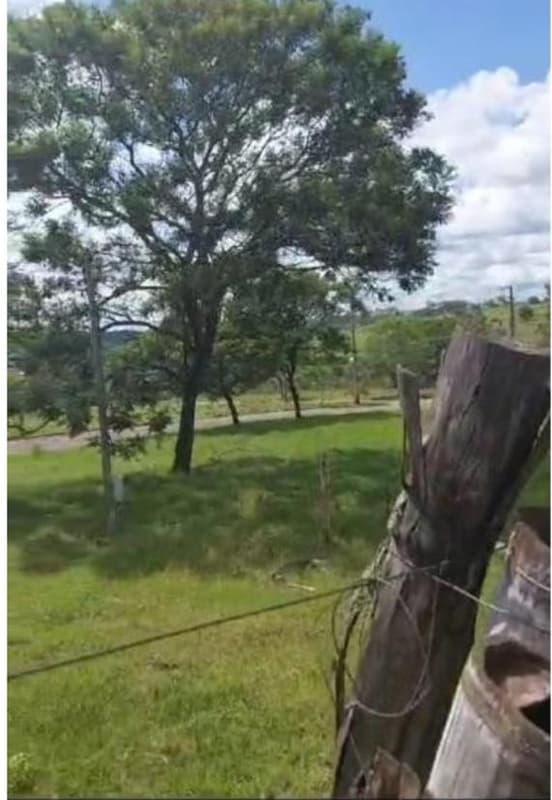 Foto 2 de 4: Terreno em leilão em Pérola - PR — Lote 2: Dois terrenos contíguos em condominio residencial situado no Parque residencial Vida em Pérola/PR