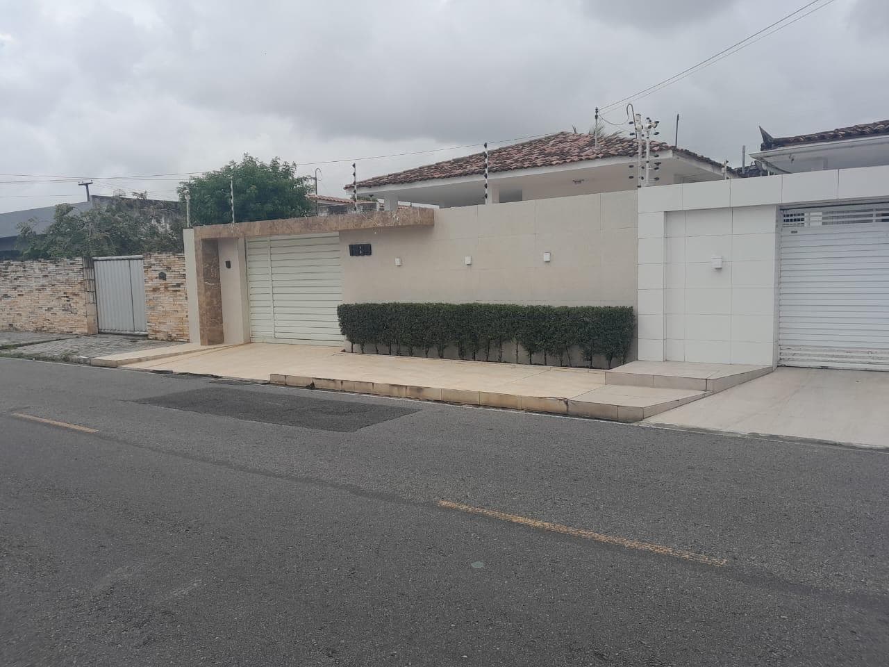 Foto 3 de 5: Casa em leilão em João Pessoa - PB — Casa 142m², Cristo Redentor, João Pessoa/PB - Ocupada