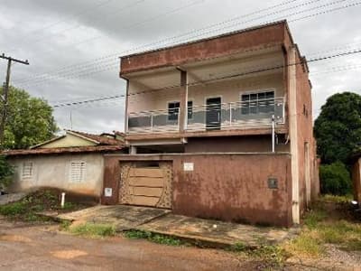 Foto 13 de 15: Casa em leilão em Combinado - TO, bairro Centro — Casa 156m² com 3 Dormitórios | Combinado-TO | Centro - Financiamento até 420 Meses!