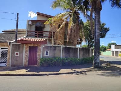 Foto 3 de 4: Casa em leilão em Sumaré - SP, bairro Jardim Macarenko — Casa, 475.62 m2, Ocupado, Sumaré / SP (28% abaixo da avaliação)