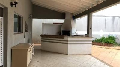 Foto 11 de 16: Casa em leilão em Campo Grande - MS — Casa de Alto Padrão 456m² com Piscina | Campo Grande-MS | Itanhangá Park | Excelente Localização - Próx. à Av. Ricardo Brandão e ao Comper Itanhangá - Financiamento em até 420 Meses!