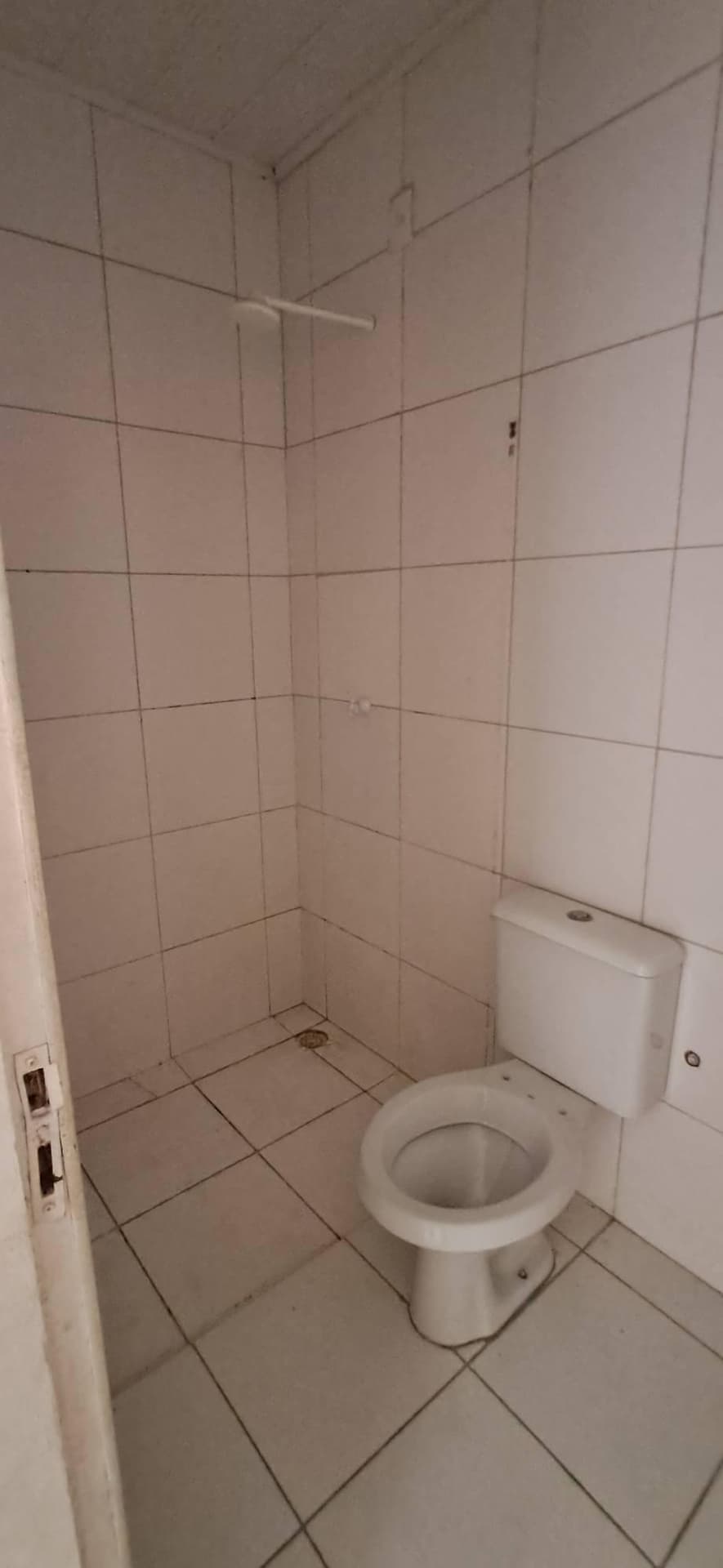 Foto 9 de 13: Casa em leilão em Rio Largo - AL, bairro Prefeito Antonio L de Souza — Casa 48m² com Terreno 518m² | Rio Largo/AL | Prefeito Antônio L de Souza - Próximo ao Aeroporto - Financiamento a partir de R$ 90mil!