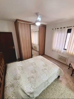 Foto 19 de 23: Apartamento em leilão em Santos - SP — Apartamento em Santos com 132m² e 02 vagas, apenas 80 metros da Praia José Menino