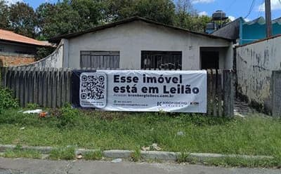 Foto 3 de 3: Casa em leilão em Curitiba - PR, bairro Uberaba — Casa com terreno de 241m², área construída de 120m², R Maracujás 182, Uberaba, Curitiba/PR - K