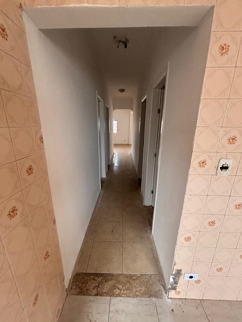 Foto 17 de 36: Casa em leilão em Hortolândia - SP — CASA COM 492m² A.T. e 216,20 de A.C. EM HORTOLÂNDIA/SP