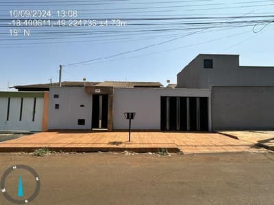 Casa em leilão em Itumbiara - GO — Casa de 132,75m2, com 3 quartos, em ITUMBIARA/GO.
