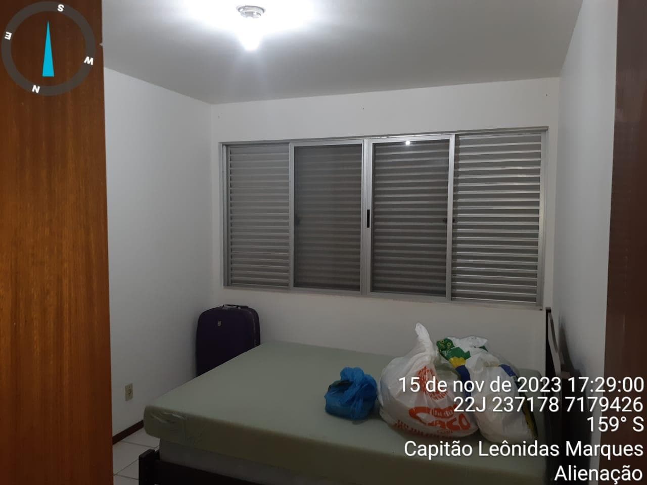 Foto 8 de 13: Casa em leilão em Capitão Leônidas Marques - PR — Casa 152m² Ocupada no Bairro Centro em Capitão Leonidas Marques/PR