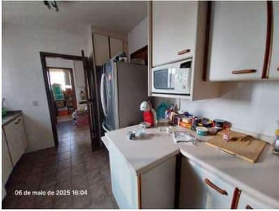 Foto 32 de 47: Apartamento em leilão em Curitiba - PR — Apartamento nº 1401 com área privativa de 184,48m² com duas vagas de garagem - Avenida Munhoz da Rocha,175, Juvevê, Curitiba/PR