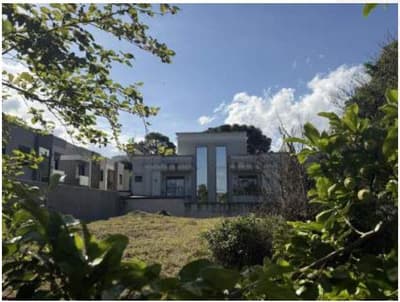 Foto 18 de 26: Terreno em leilão em Curitiba - PR, bairro Água Verde — Direitos que os executados possuem sobre a parte ideal correspondente a 25% do terreno com área de 654.00m2, sem benfeitorias - Bairro Água Verde - Curitiba/PR.