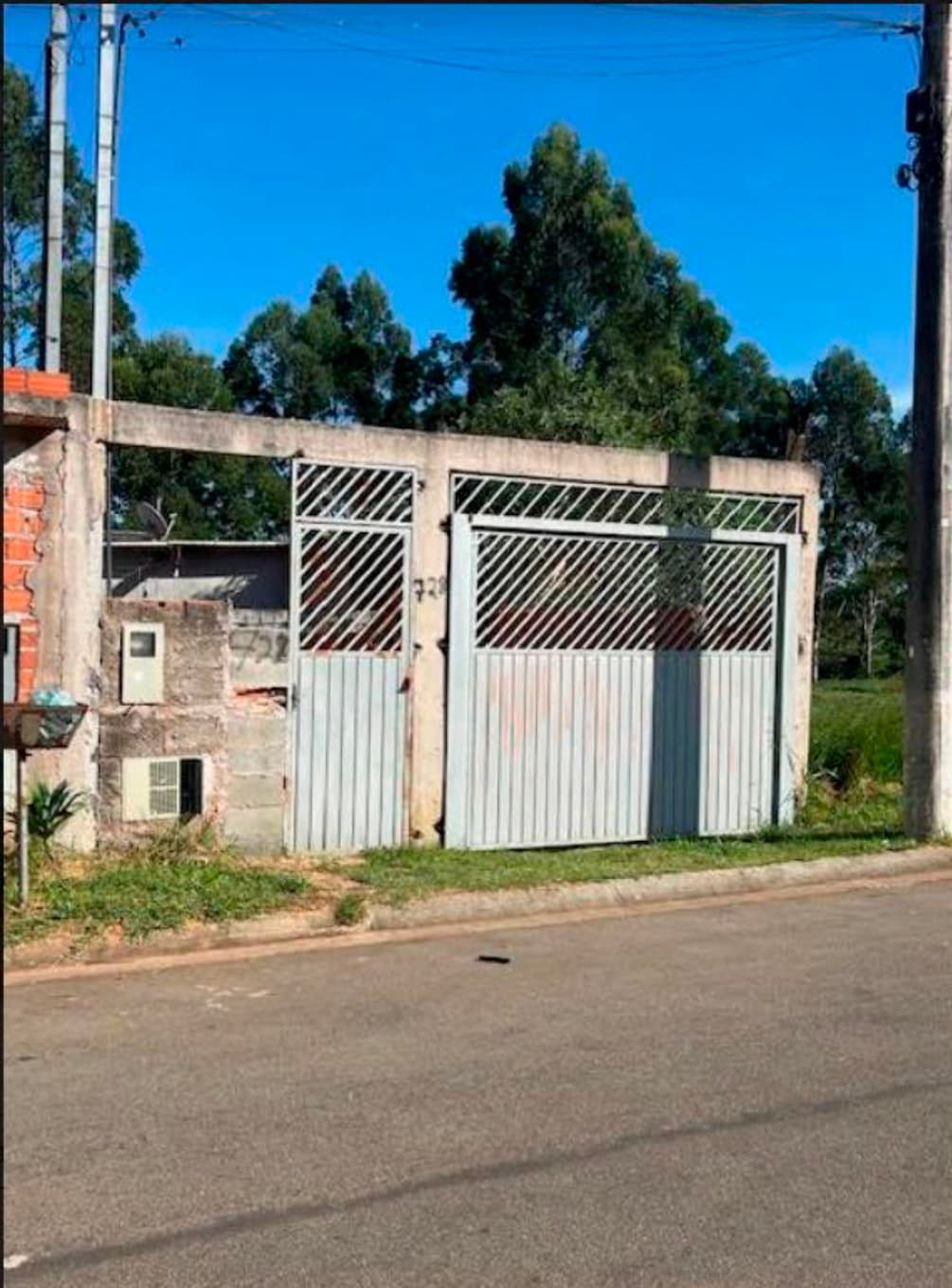 Foto 1 de 3: Terreno em leilão em Cotia - SP, bairro Caucaia do Alto — IMÓVEL: UM TERRENO URBANO C/ AREA DE 150M2 - RESIDENCIAL JARDIM VITÓRIA
