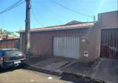 Foto 2 de 3: Casa em leilão em Uberaba - MG — Casa, Ocupado, Uberaba / MG (60% abaixo da avaliação)
