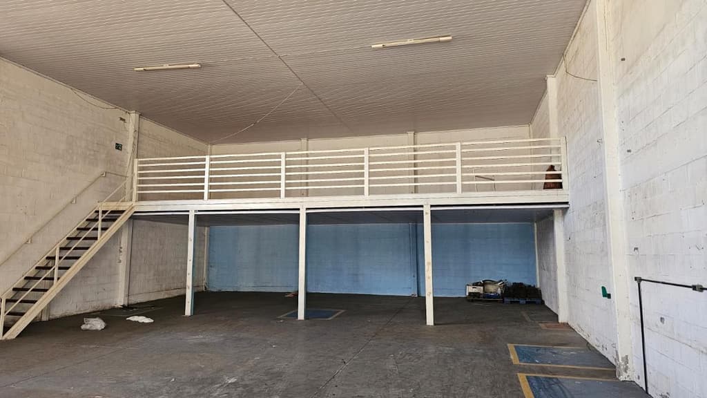 Foto 12 de 14: Comercial em leilão em Aparecida De Goiânia - GO — Galpão 391m², Desocupado, Vila Brasília, Aparecida de Goiânia/GO
