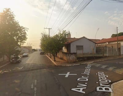 Foto 6 de 7: Casa em leilão em Iacanga - SP — Casa em Iacanga/SP com 228,80 m² e lance inicial 75% abaixo da avaliação