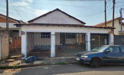 Foto 1 de 2: Casa em leilão em Tupã - SP — Casa Tupã