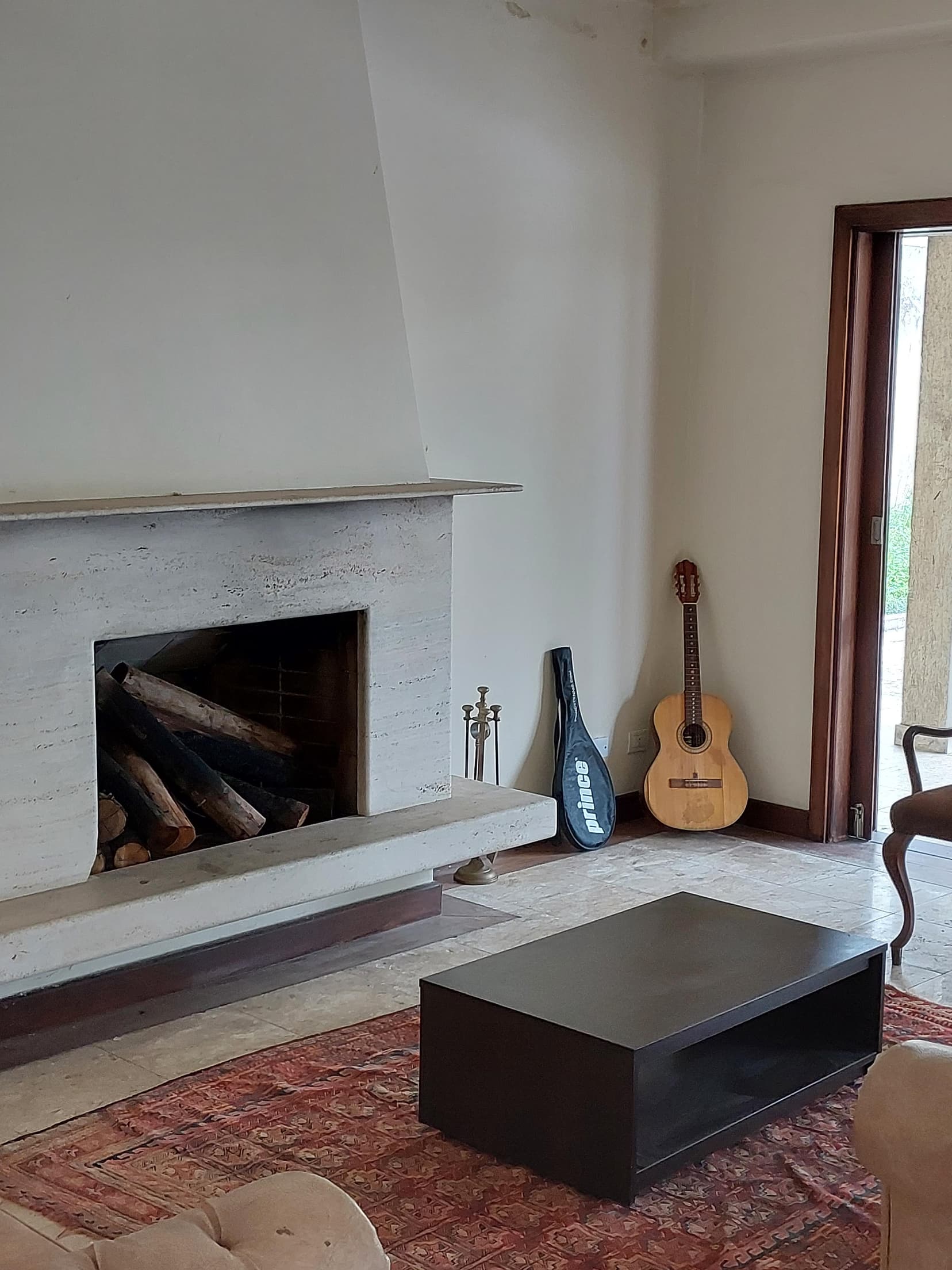 Foto 4 de 6: Casa em leilão em São Paulo - SP, bairro Jardim Leonor — Mansão com 521m² | Terreno 840m² | Jardim Leonor/Morumbi | Raridade e Escassez de Área na Região do Morumbi em São Paulo. Oportunidade!