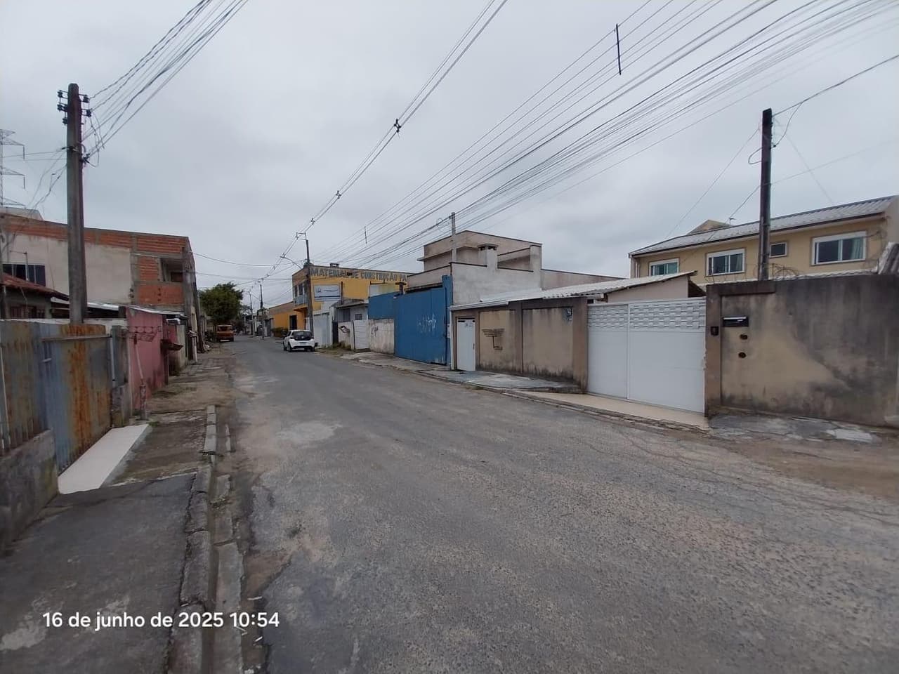 Foto 4 de 25: Terreno em leilão em Curitiba - PR, bairro Uberaba — Terreno urbano com área de 321,46m², contendo benfeitoria com área de 166,00m², Curitiba/PR