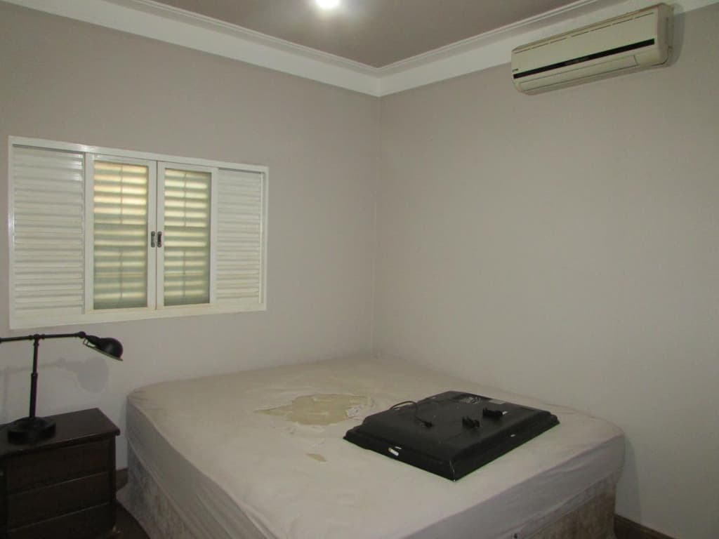 Foto 10 de 11: Casa em leilão em Barretos - SP, bairro Pereira — Casa, A.T. 300m², A.C. 149m², Pereira