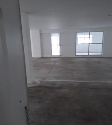 Foto 14 de 22: Comercial em leilão em Curitiba - PR — CONJUNTO COMERCIAL Nº 101 E 5 VAGAS DE GARAGEM (CURITIBA)