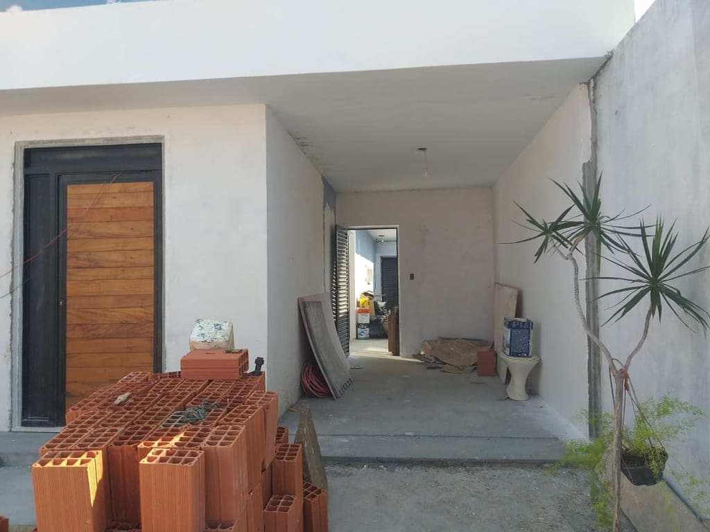 Foto 3 de 28: Casa em leilão em São Sebastião - SP — (12,50%) Sobrado, A.T. 234m², A.C. 199m², Pontal da Cruz