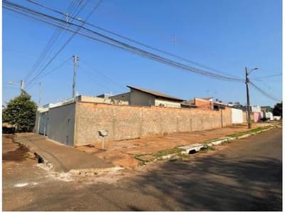 Foto 13 de 16: Casa em leilão em Jataí - GO, bairro Dom Abel — Ocupado, 300.0 m2, JATAÍ / GO