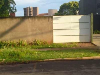 Foto 1 de 3: Terreno em leilão em Umuarama - PR — Imóvel: Lote C, da subdivisão do lote nº 15, da Qd nº A/7-A, da Zona Armazém, Umuarama-Pr, com a área de 368,66 m2.