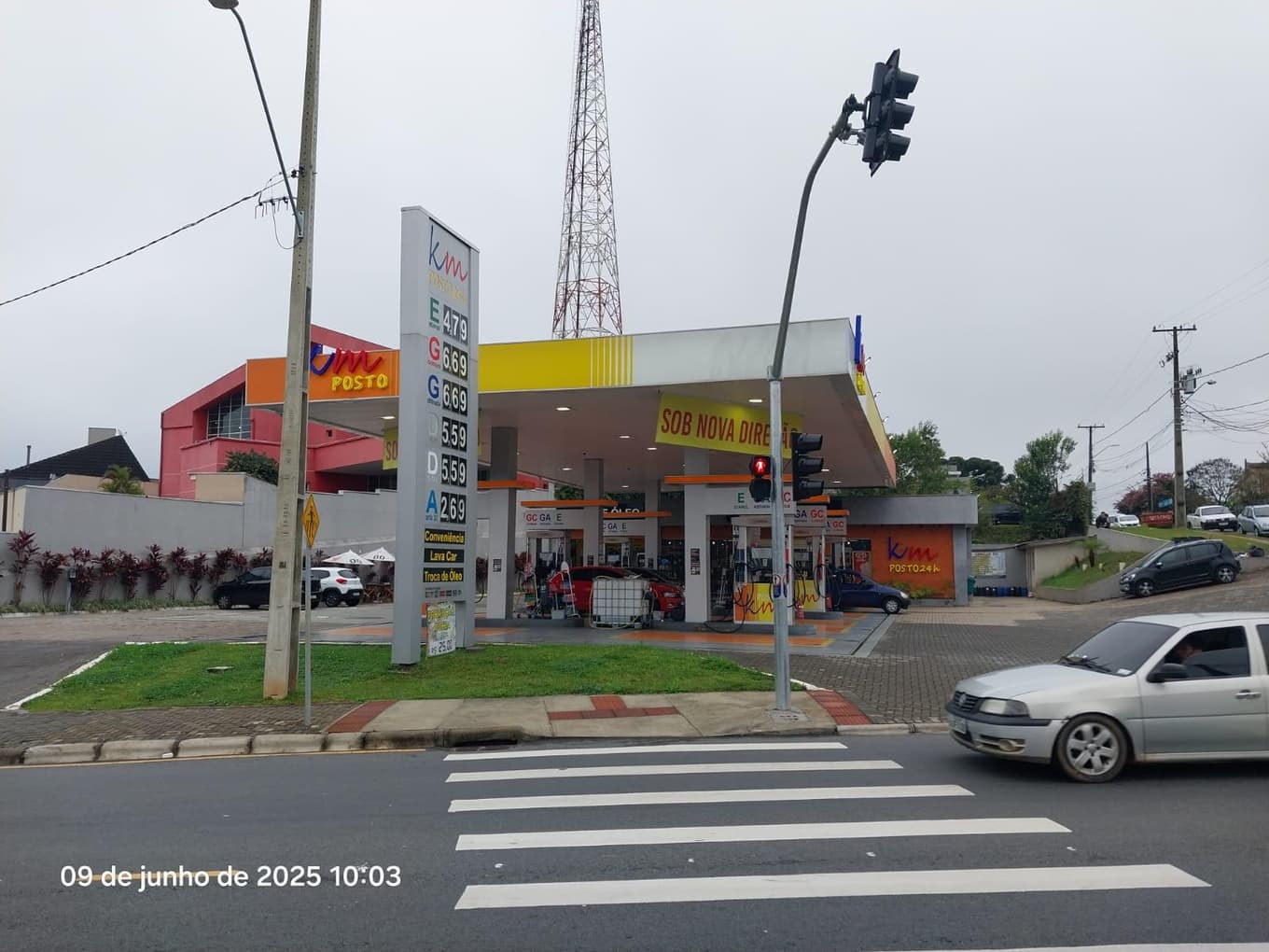 Foto 17 de 59: Comercial em leilão em Curitiba - PR, bairro Vista Alegre — Posto de Combustível com área de terreno total de 3.126,40m², benfeitorias de área total de 477,00m², localizado na Rua Miguel Tschennerl, 47, Vista Alegre, Curitiba/PR