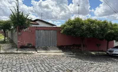 Casa em leilão em Teresina - PI — Casa de 71,06m2, com 3 quartos, em TERESINA/PI.