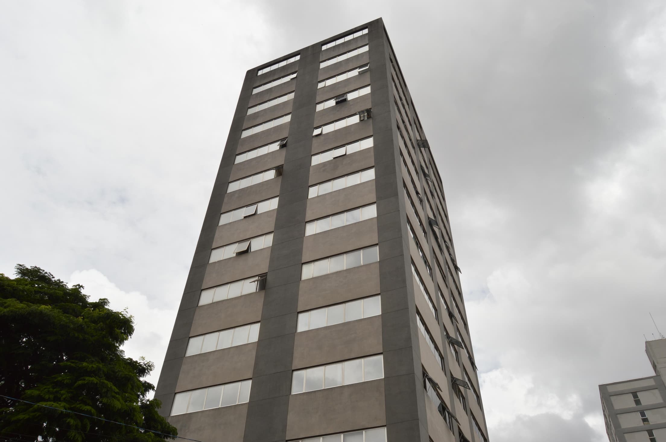 Foto 3 de 12: Comercial em leilão em Osasco - SP, bairro Centro — Sala 46,04 m² em Osasco - SP 40% de desconto