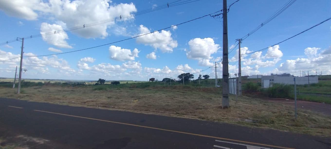 Terreno em leilão em Umuarama - PR — Terreno com A.T de 950,73m² em Umuarama/PR