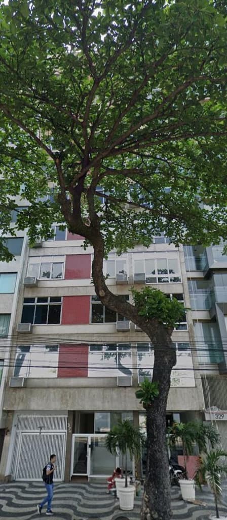 Apartamento em leilão em Niterói - RJ, bairro Icaraí — Apto 221m² Desocupado em Icaraí em Niterói/RJ