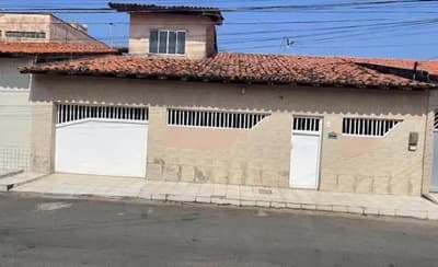 Casa em leilão em São Luís - MA — Casa de 157.6m2, com 2 quartos, em SAO LUIS/MA.