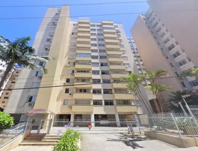 Apartamento em leilão em Florianópolis - SC — Apto 91m², Ocupado, 1 Vaga no Centro de Florianópolis/SC