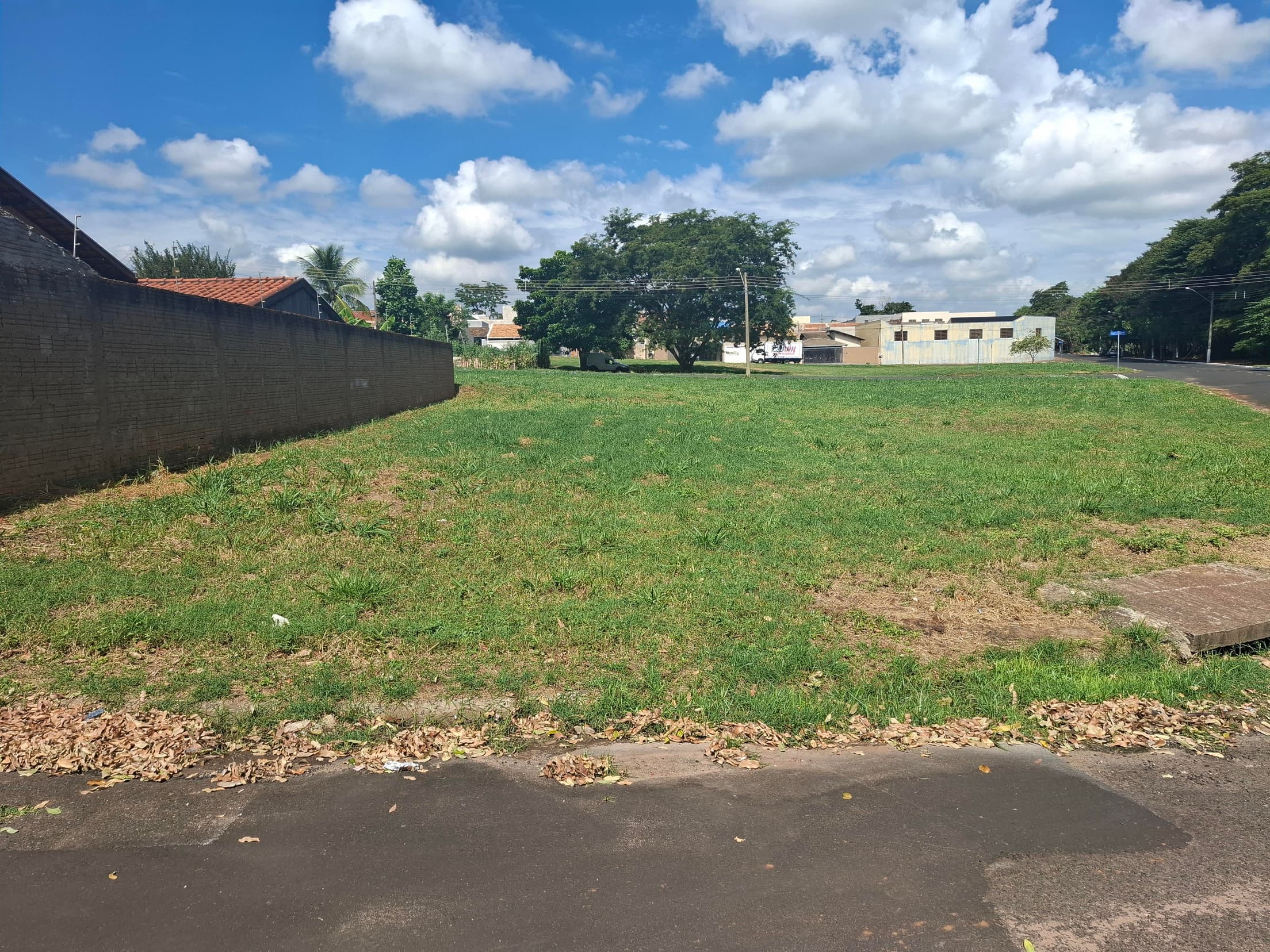 Foto 6 de 10: Terreno em leilão em Mirassol - SP — TERRENO NA RUA JOÃO DE PAULA MACIEL COM ÁREA DE 450m², MIRASSOL/SP | MATRICULA 26.053