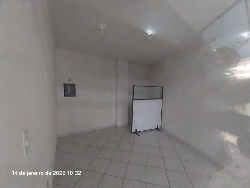 Foto 17 de 20: Comercial em leilão em Curitiba - PR — Loja nº 80 com área total de 25,9531m² localizada no Edifício Capital Torre Centro - Curitiba/PR