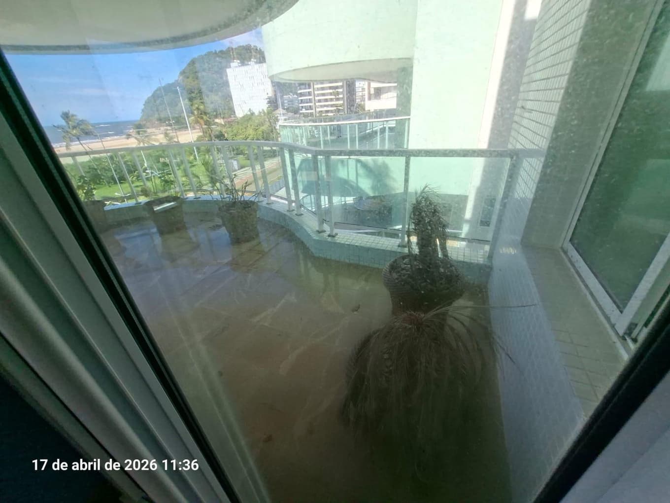 Foto 43 de 61: Apartamento em leilão em Matinhos - PR, bairro Caiobá — Apartamento cobertura, 300,14m² área privativa, vaga de garagem, Edif Costa Allegra, Av Atlântica 2400, Caiobá/PR - R Macedo/PR
