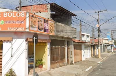 Casa em leilão em Suzano - SP — (1/4) Sobrado, A.T. 125m², A.C. 63m², 2 dorms, Vila Amorim