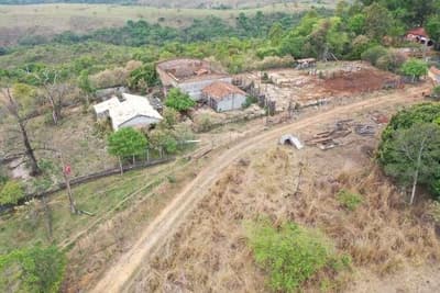 Foto 4 de 8: Area Rural em leilão em Formiga - MG — FAZENDA "GUAXUPE" EM FORMIGA/MG.