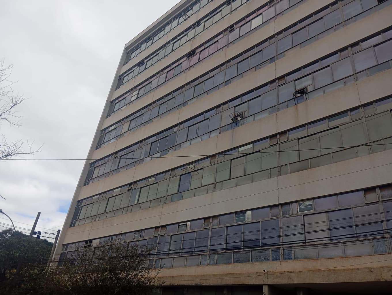 Foto 7 de 8: Comercial em leilão em Belo Horizonte - MG, bairro Floresta — Imóvel Comercial 4.540m² EM DESOCUPAÇÃO no Bairro Floresta em Belo Horizonte/MG