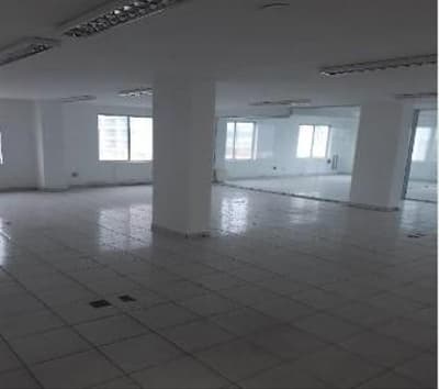 Foto 1 de 14: Comercial em leilão em Curitiba - PR — CONJUNTO COMERCIAL Nº 401 E 4 VAGAS DE GARAGEM (CURITIBA)