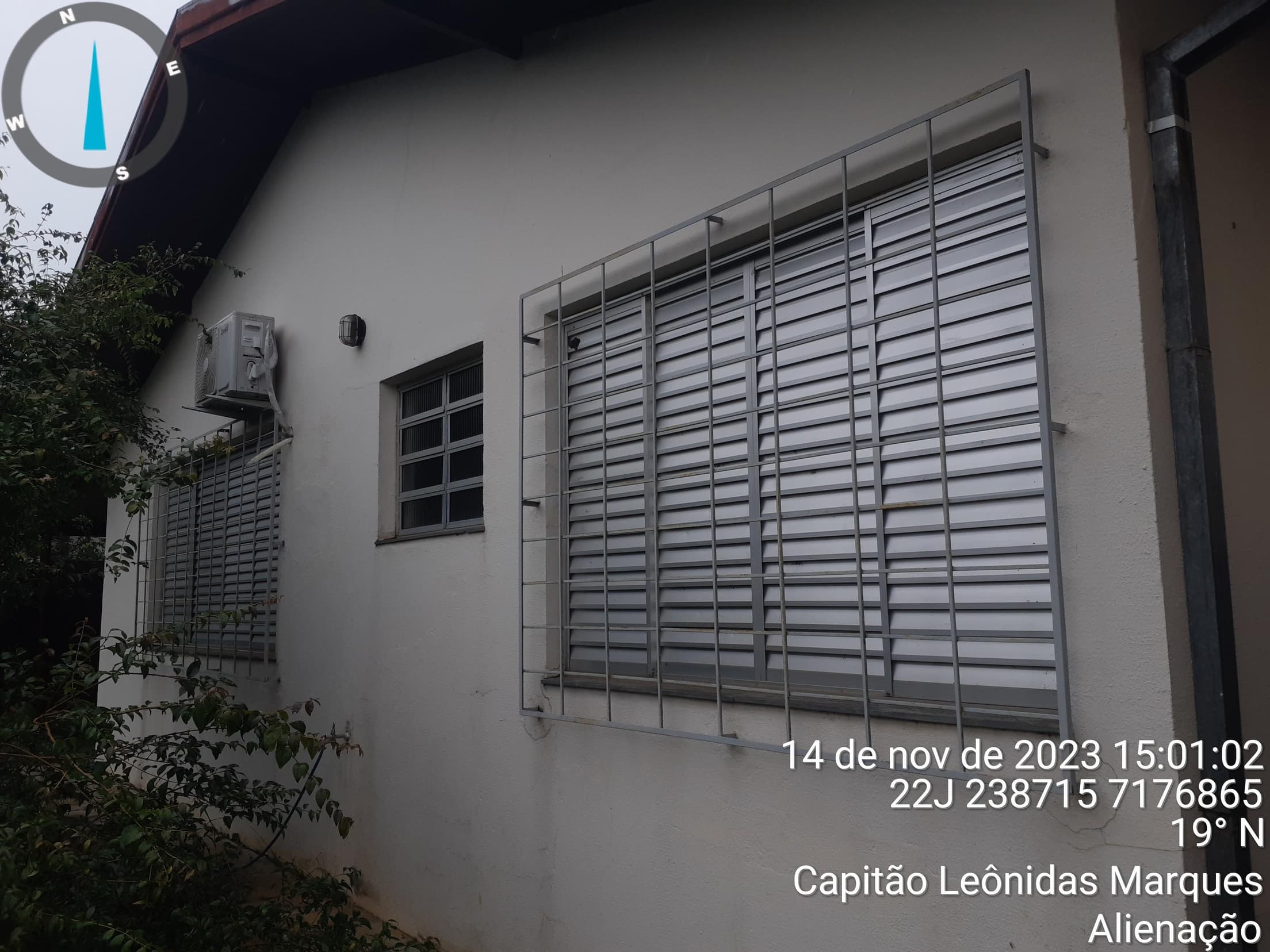Foto 2 de 13: Casa em leilão em Capitão Leônidas Marques - PR — Casa 152m² Ocupada no Bairro Centro em Capitão Leonidas Marques/PR