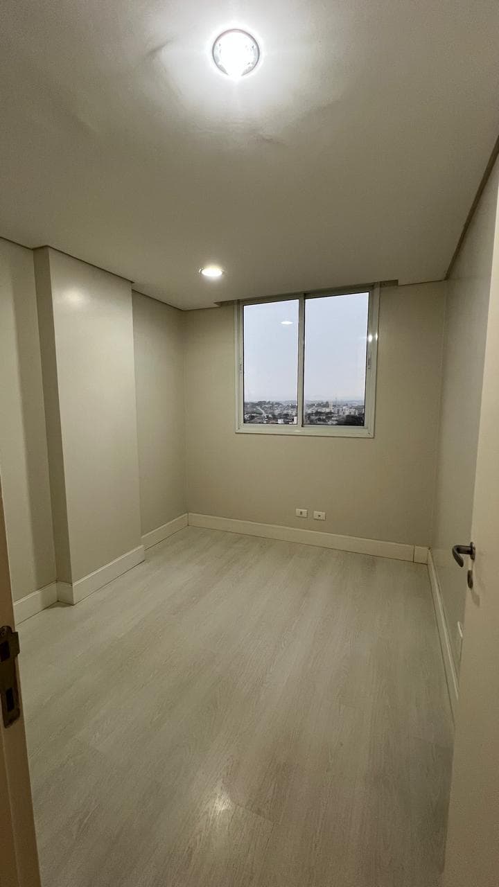 Foto 10 de 19: Apartamento em leilão em Curitiba - PR, bairro Capão Raso — Apartamento 3 Quartos c/ Suíte e 2 Vagas 77,68 m² Capão Raso Curitiba/PR